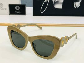 Picture of Versace Sunglasses _SKUfw55051089fw